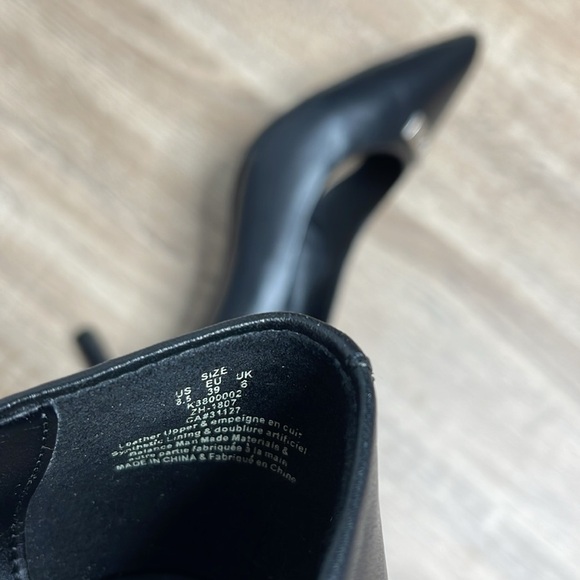 DKNY Pointed Toe Smooth Genuine Leather Heels Pumps Silver Logo Size 8.5 - Picture 10 of 13